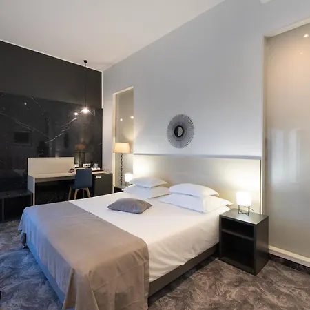 Ξενοδοχείο Palace Σολίν