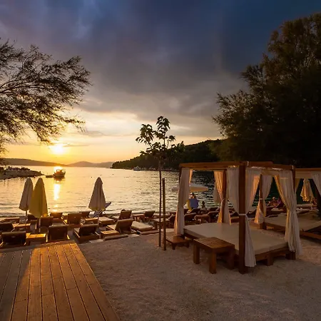 Ξενοδοχείο Palace Σολίν