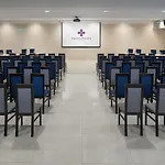 Palace 4*