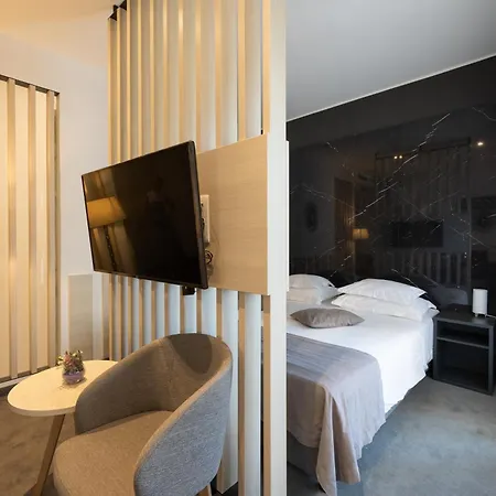 Palace 4* Solin