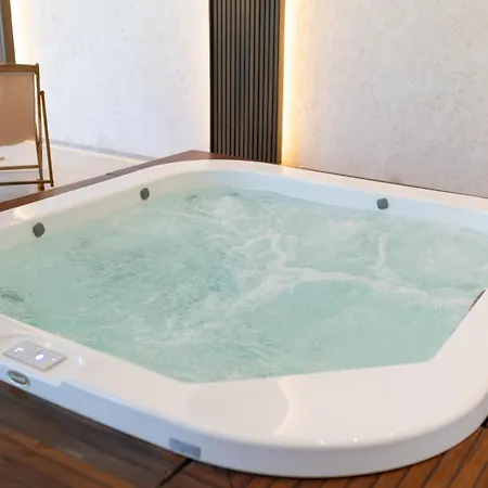Palace 4* Solin